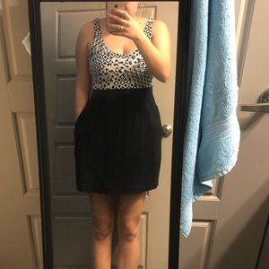 Dillard’s dress with pockets